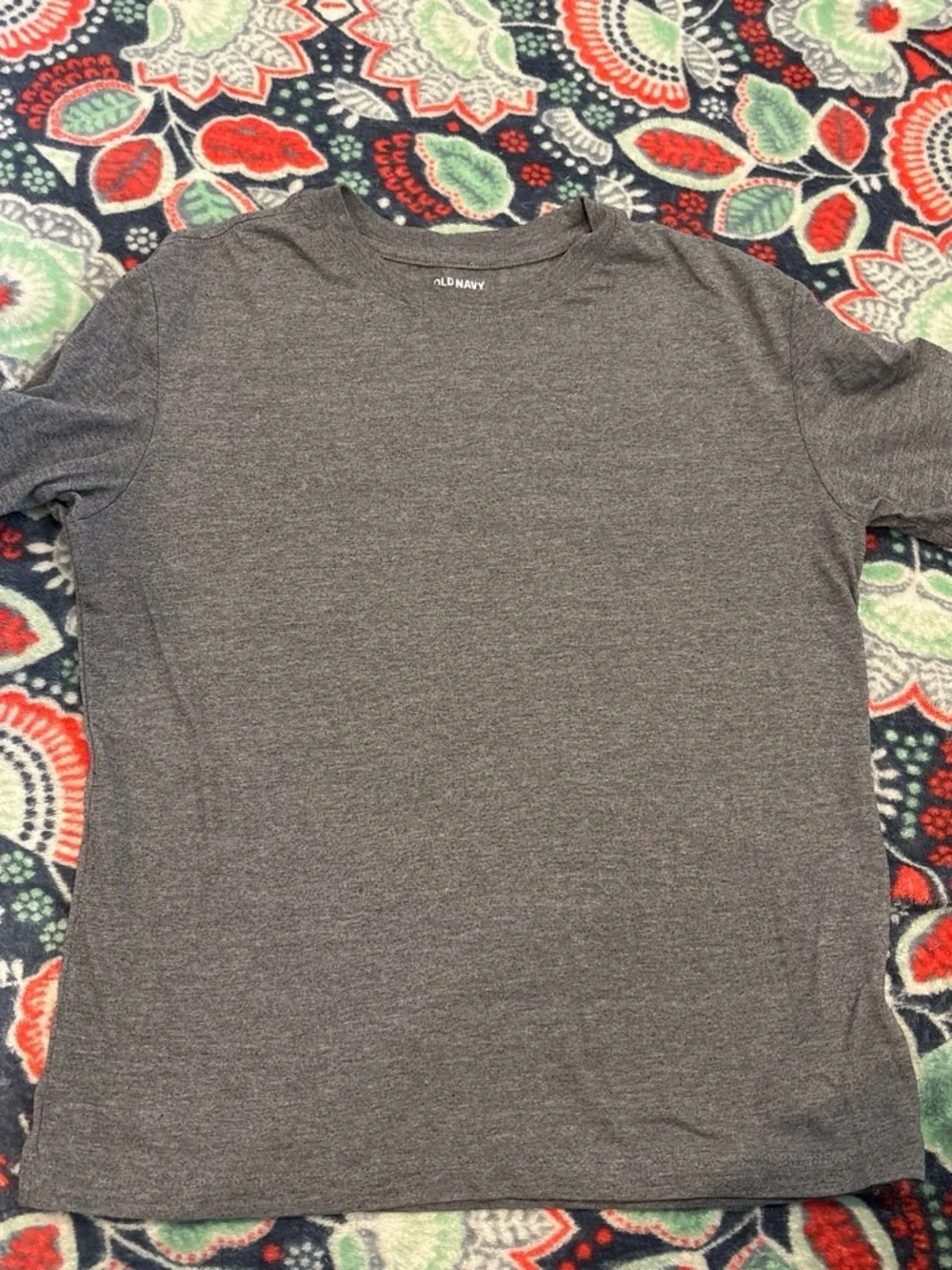 Old Navy Gray Short Sleeve Crew Neck Tee